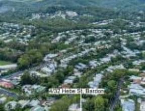 4/32 Hebe Street, BARDON, QLD 4065 AUS