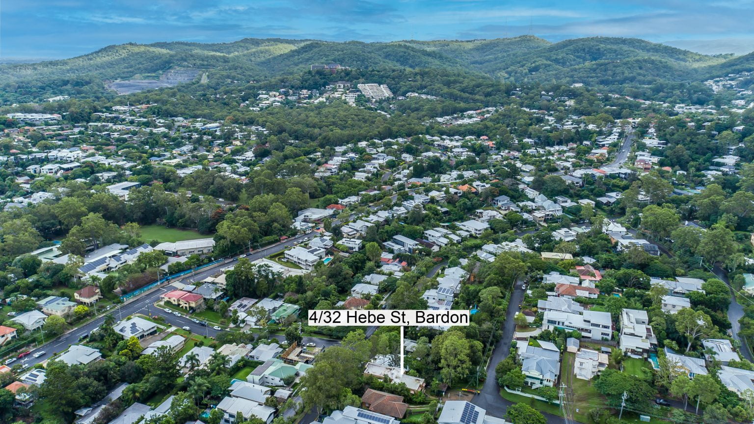 4/32 Hebe Street, BARDON, QLD 4065 AUS