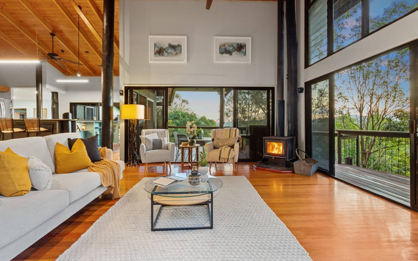 54 Bielby Road, KENMORE HILLS, QLD 4069 AUS