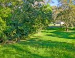 19 Surrey Road, BELLBIRD PARK, QLD 4300 AUS