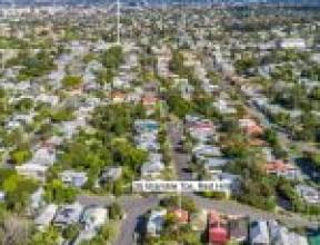 35 Bramble Terrace, RED HILL, QLD 4059 AUS