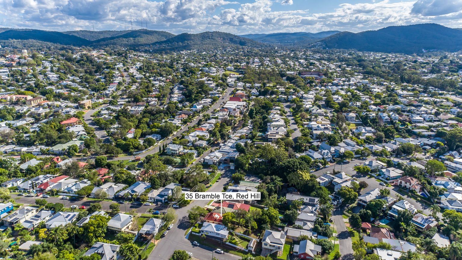 35 Bramble Terrace, RED HILL, QLD 4059 AUS