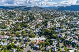 35 Bramble Terrace, RED HILL, QLD 4059 AUS