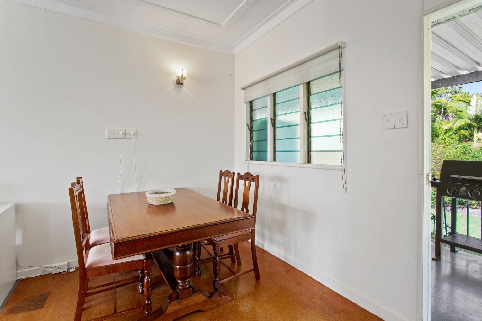 19 Sir Fred Schonell Drive, ST LUCIA, QLD 4067 AUS