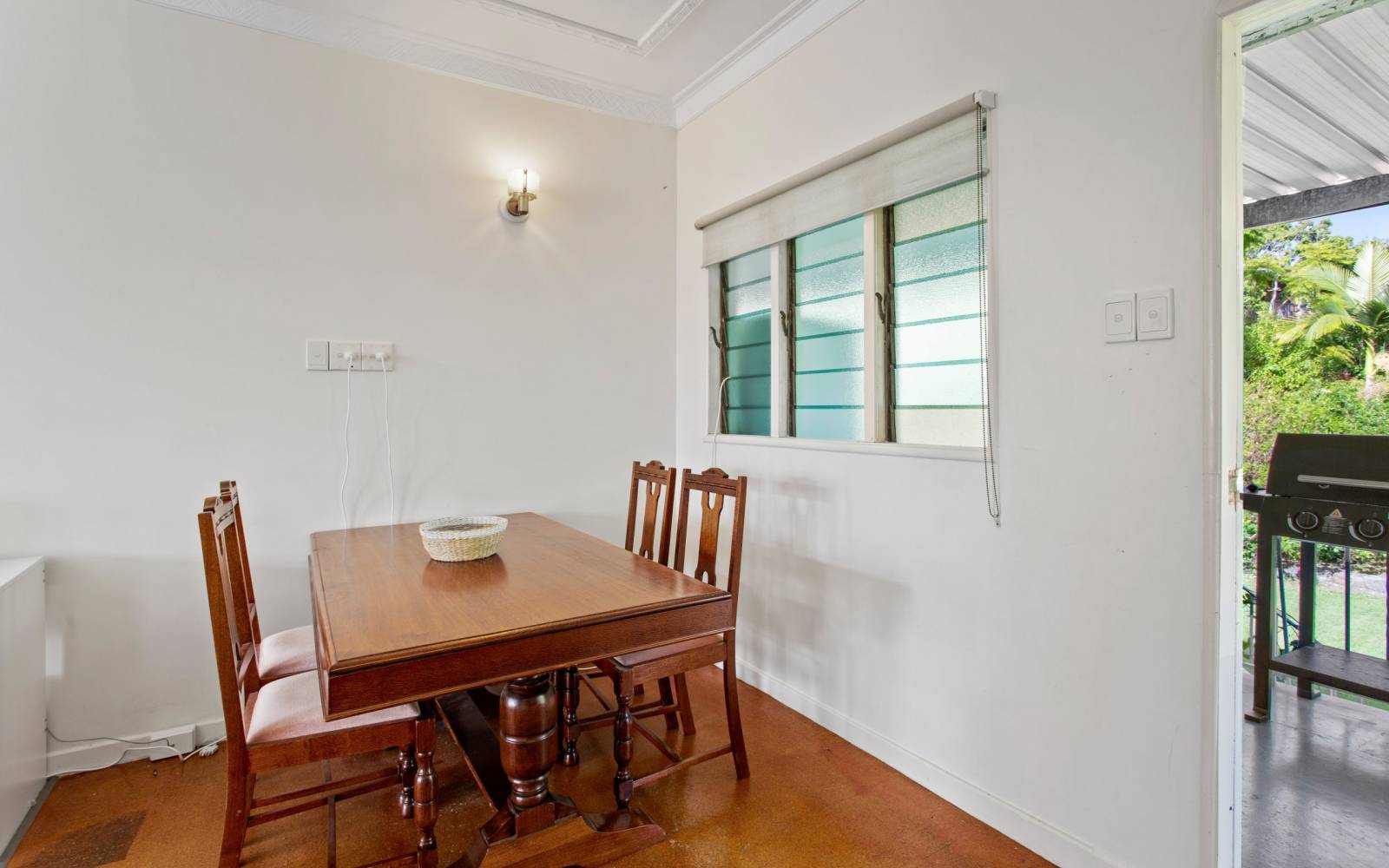 19 Sir Fred Schonell Drive, ST LUCIA, QLD 4067 AUS