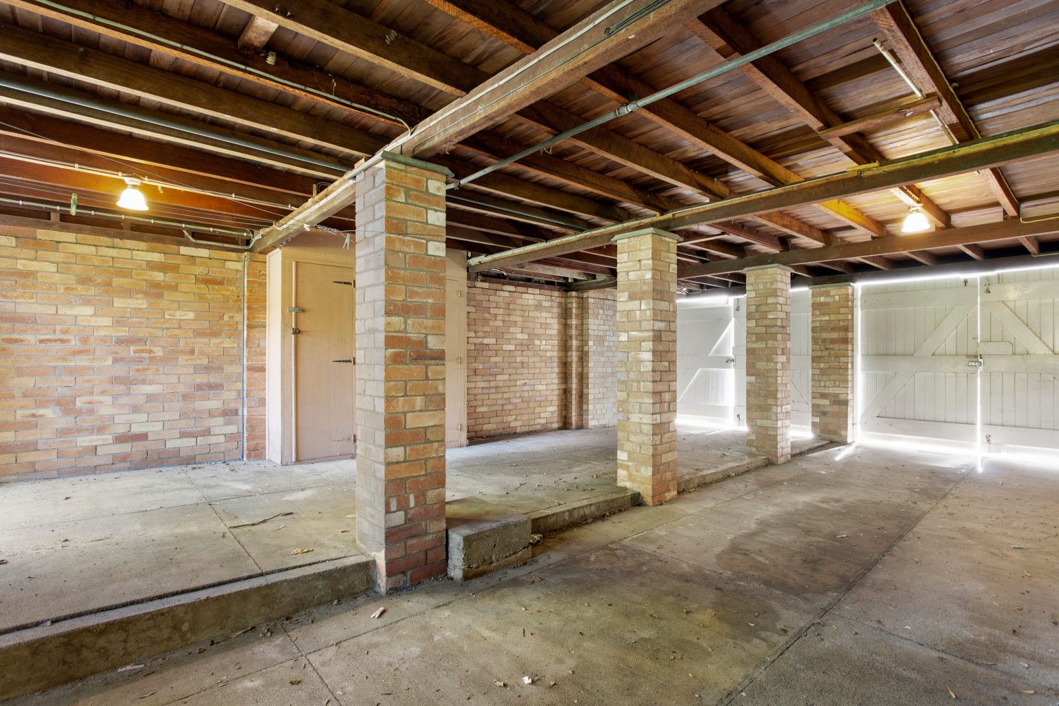 19 Sir Fred Schonell Drive, ST LUCIA, QLD 4067 AUS