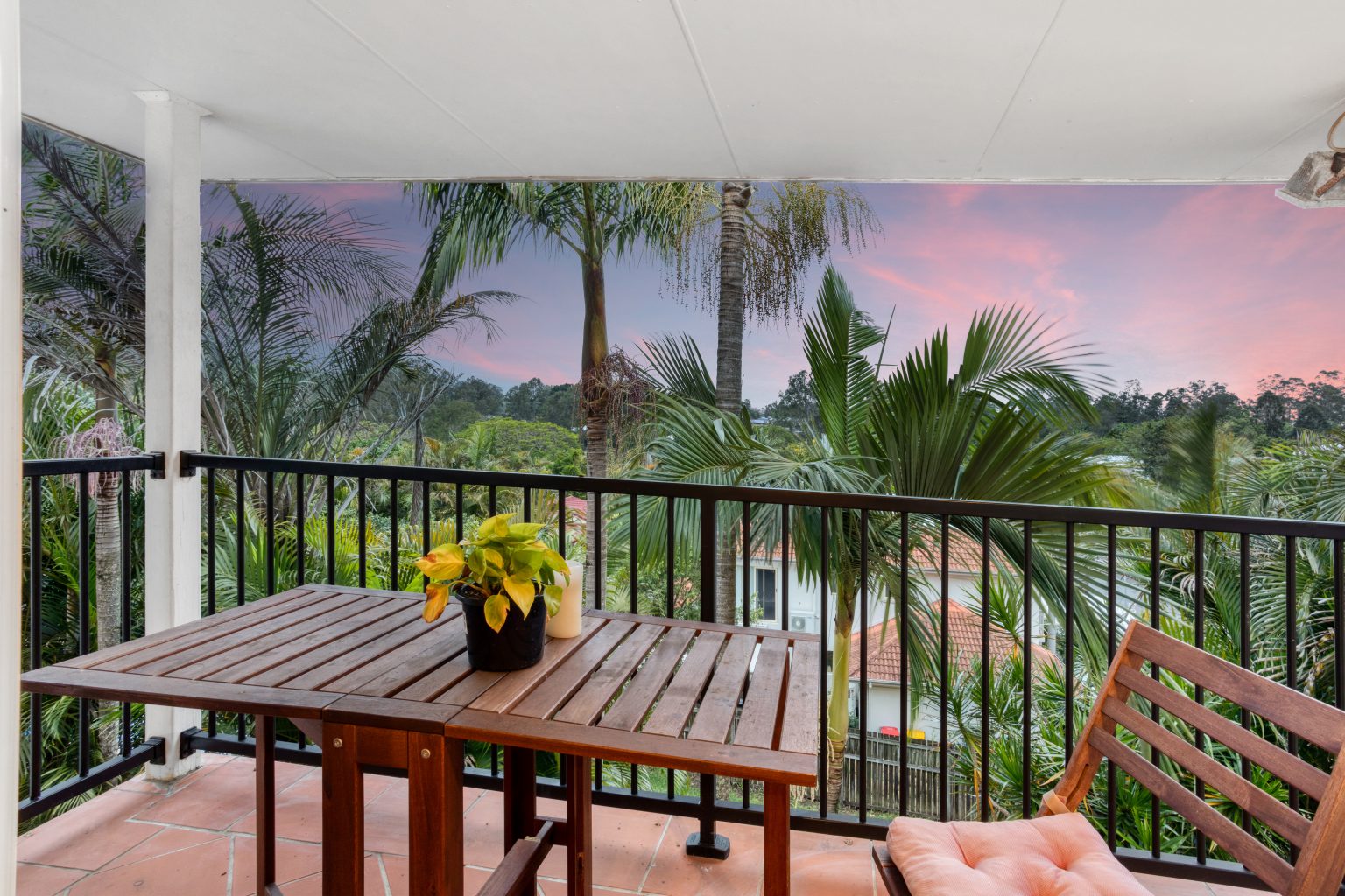 164 Sunset Road, KENMORE, QLD 4069 AUS