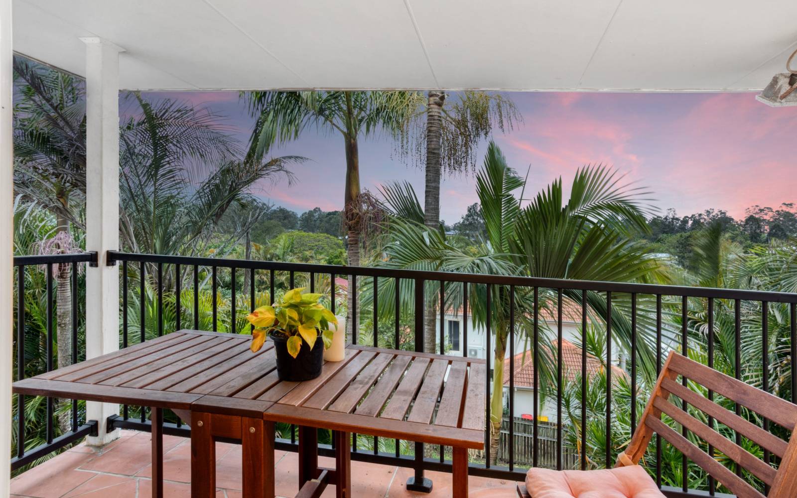 164 Sunset Road, KENMORE, QLD 4069 AUS