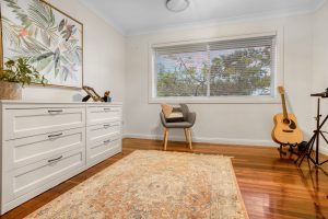 164 Sunset Road, KENMORE, QLD 4069 AUS