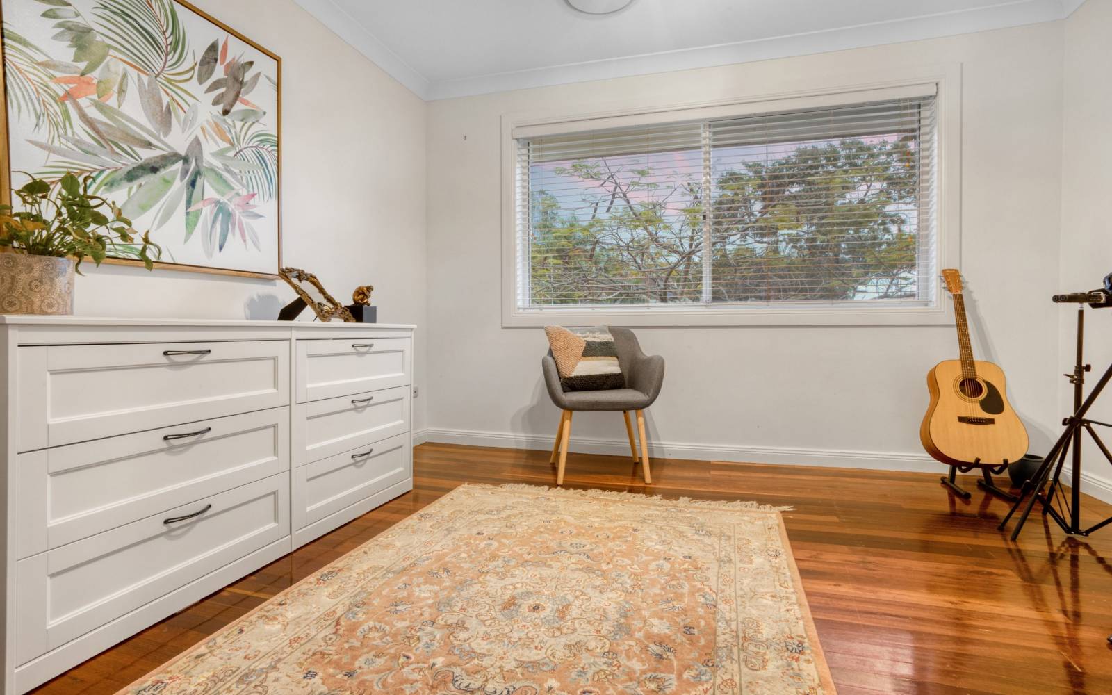 164 Sunset Road, KENMORE, QLD 4069 AUS