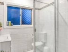 164 Sunset Road, KENMORE, QLD 4069 AUS