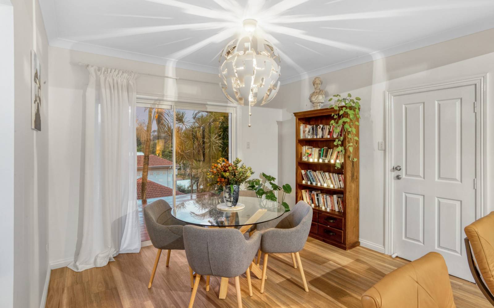 164 Sunset Road, KENMORE, QLD 4069 AUS