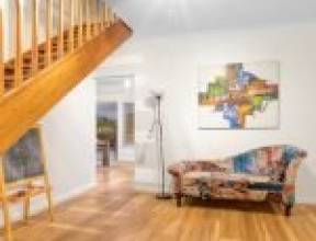 164 Sunset Road, KENMORE, QLD 4069 AUS