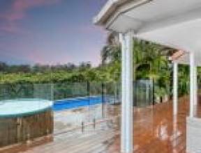 164 Sunset Road, KENMORE, QLD 4069 AUS