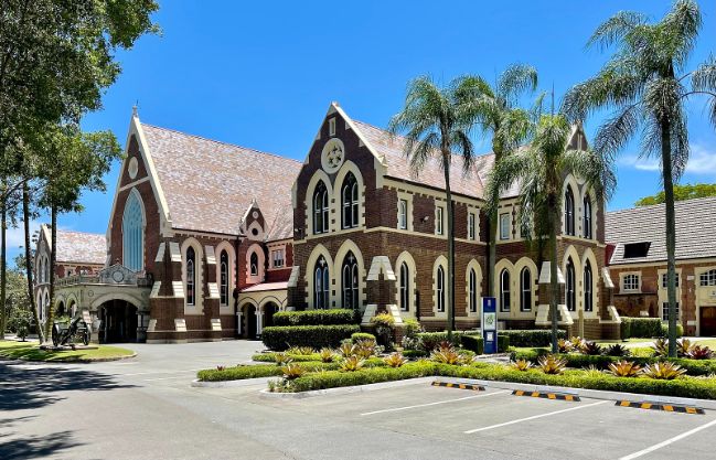 Pretty brick grammar school building