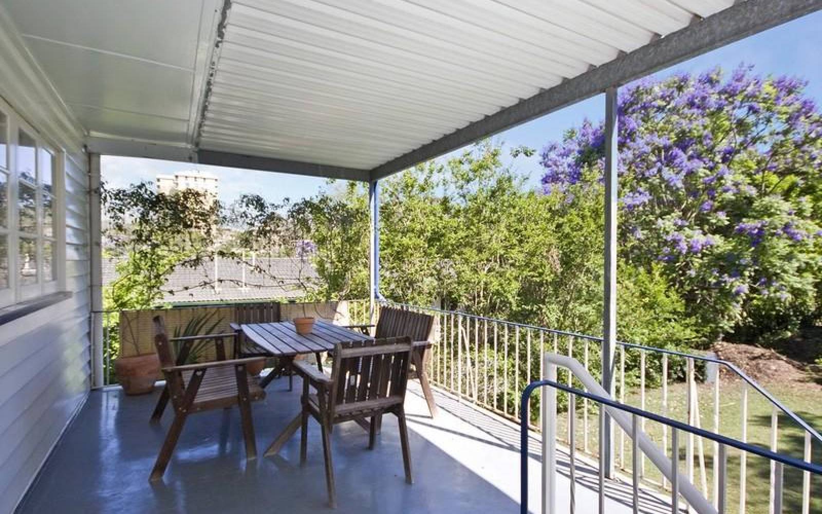 19 Sir Fred Schonell Drive, ST LUCIA, QLD 4067 AUS