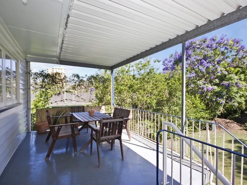 19 Sir Fred Schonell Drive, ST LUCIA, QLD 4067 AUS