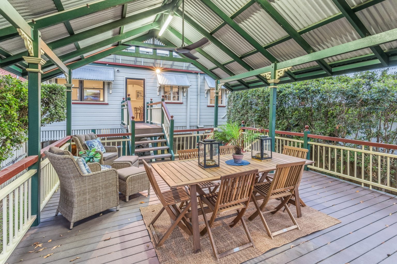 6 Lockwood Street, SHERWOOD, QLD 4075 AUS