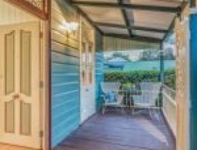 6 Lockwood Street, SHERWOOD, QLD 4075 AUS