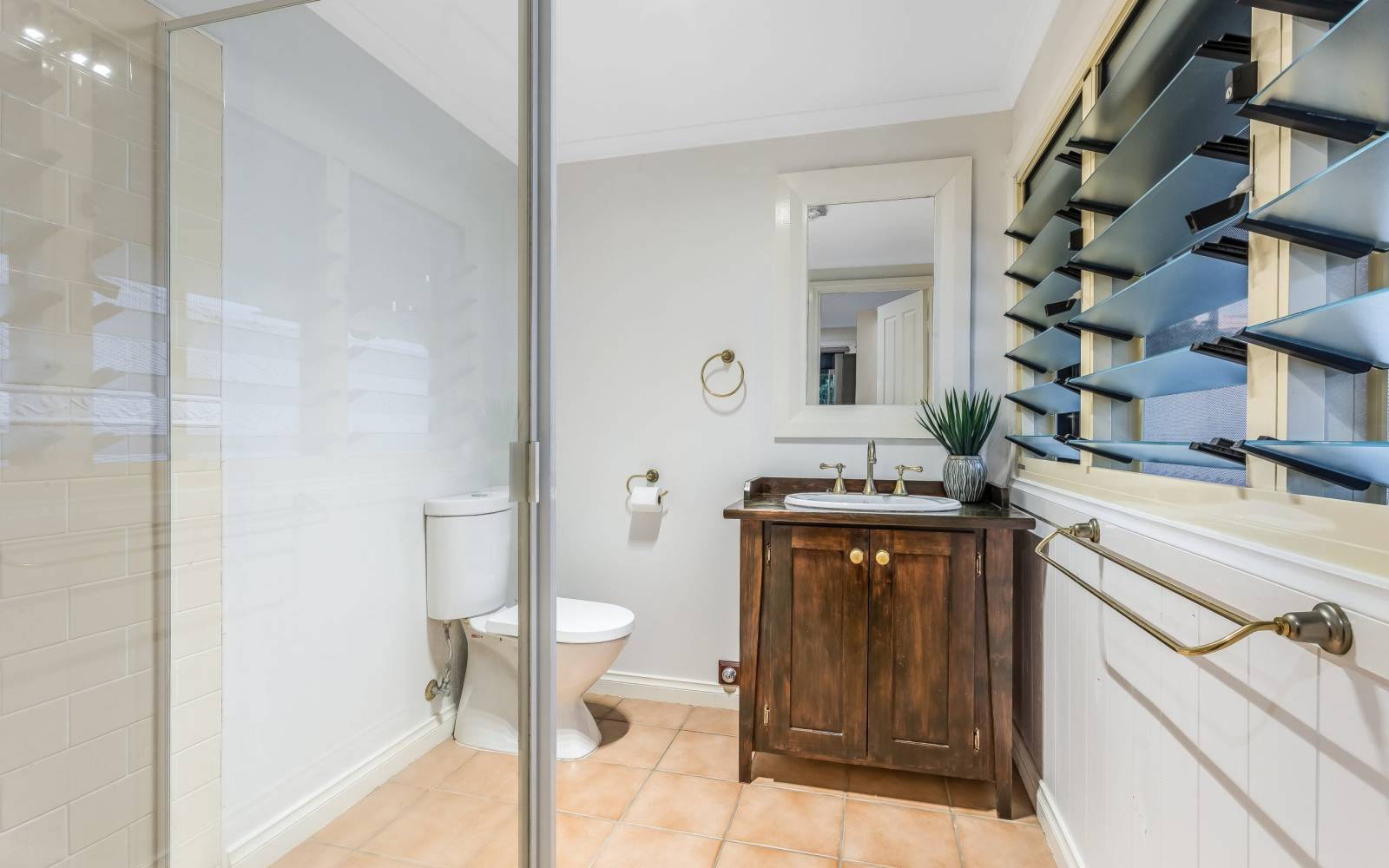 6 Lockwood Street, SHERWOOD, QLD 4075 AUS