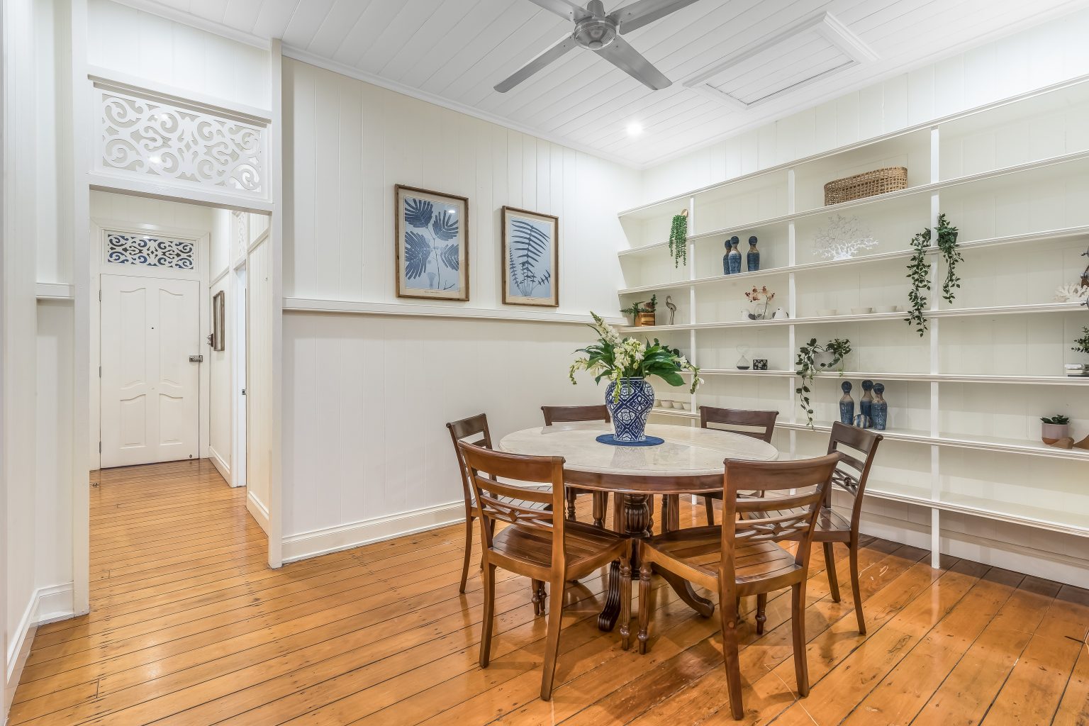 6 Lockwood Street, SHERWOOD, QLD 4075 AUS