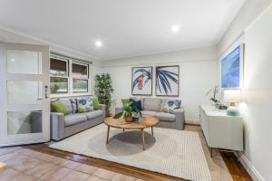 6 Lockwood Street, SHERWOOD, QLD 4075 AUS