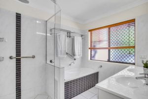 57 Atkinson Drive, KARANA DOWNS, QLD 4306 AUS