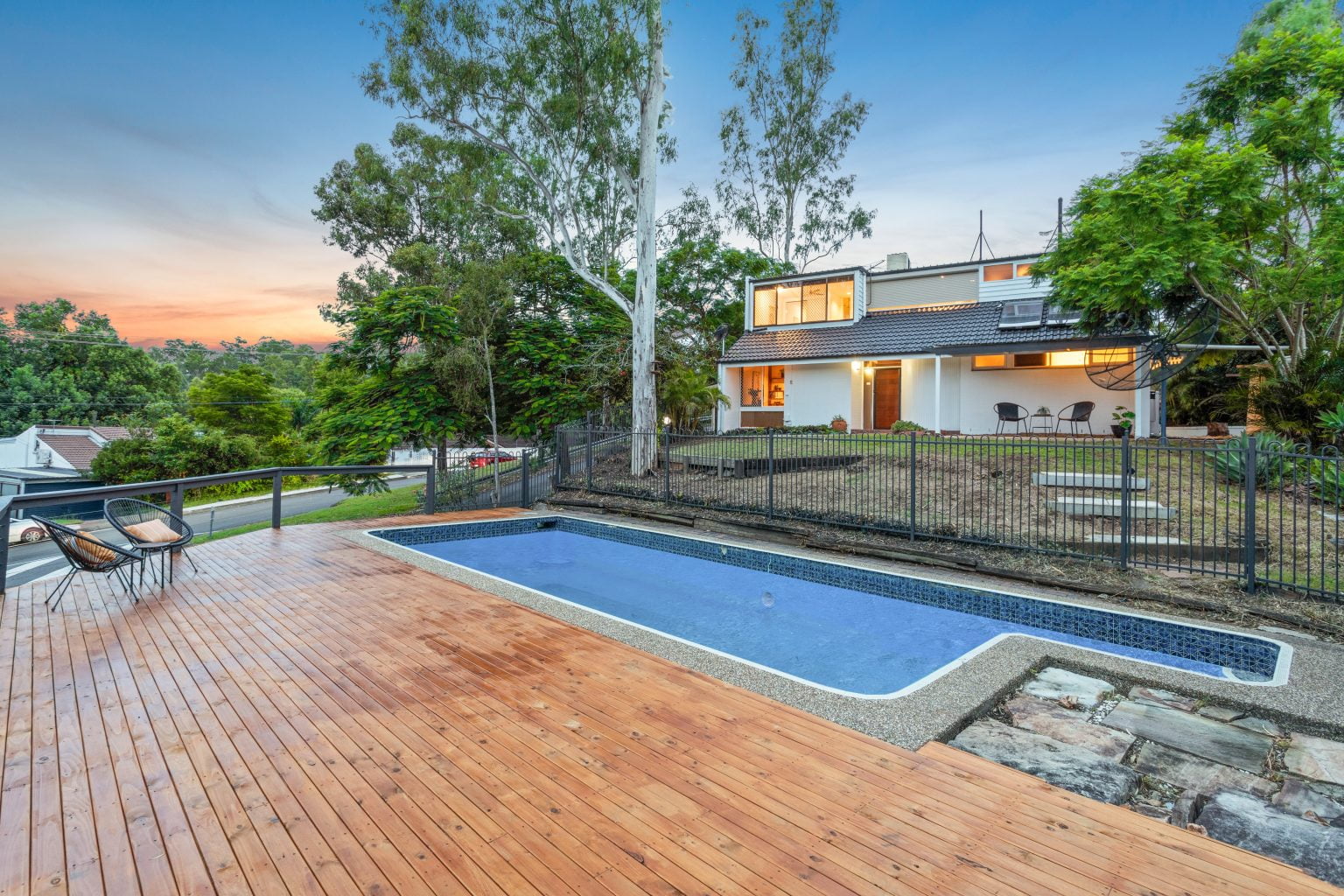 76 Twilight Street, KENMORE, QLD 4069 AUS