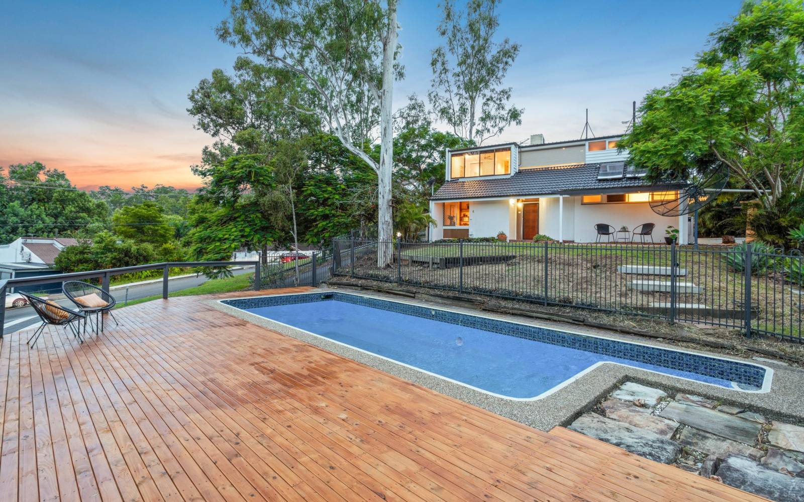 76 Twilight Street, KENMORE, QLD 4069 AUS