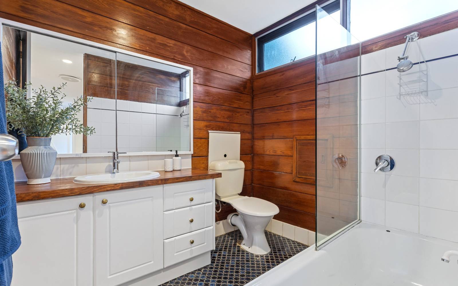 76 Twilight Street, KENMORE, QLD 4069 AUS