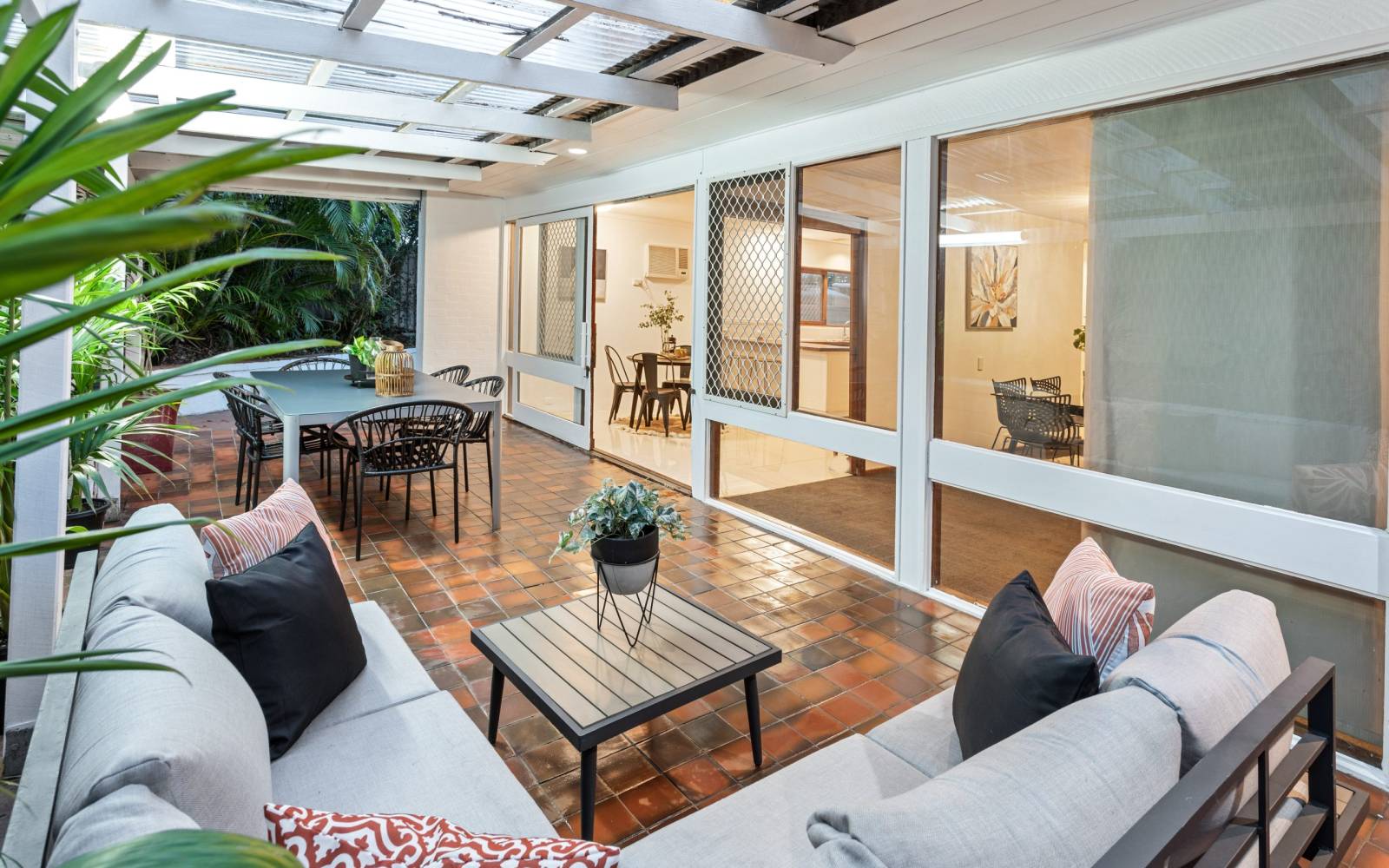 76 Twilight Street, KENMORE, QLD 4069 AUS