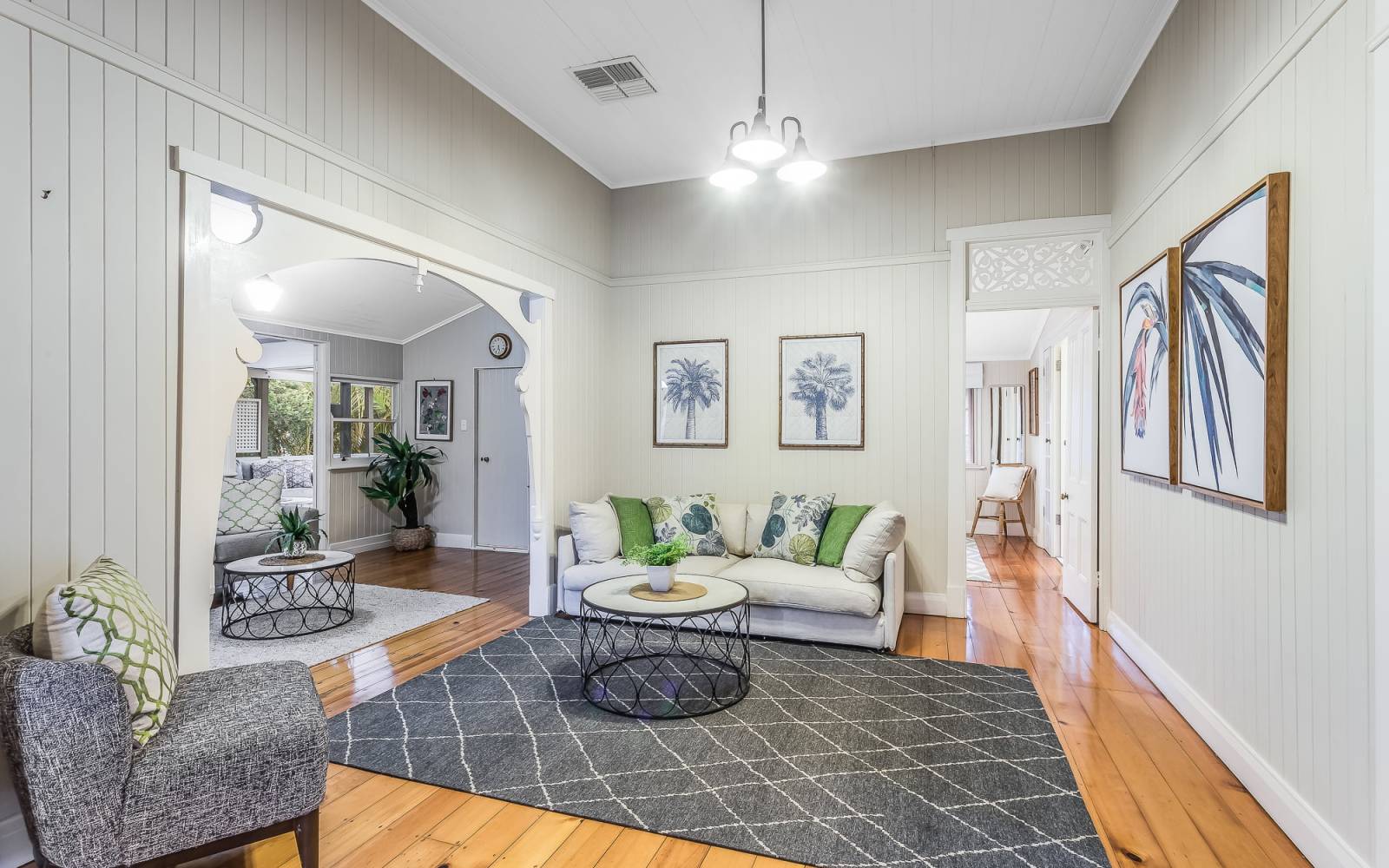 64 Goldieslie Road, INDOOROOPILLY, QLD 4068 AUS