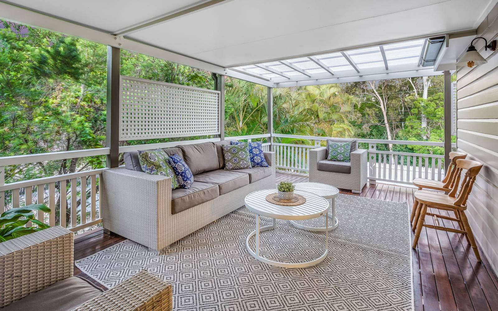 64 Goldieslie Road, INDOOROOPILLY, QLD 4068 AUS