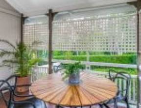 64 Goldieslie Road, INDOOROOPILLY, QLD 4068 AUS