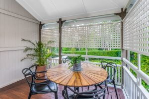 64 Goldieslie Road, INDOOROOPILLY, QLD 4068 AUS
