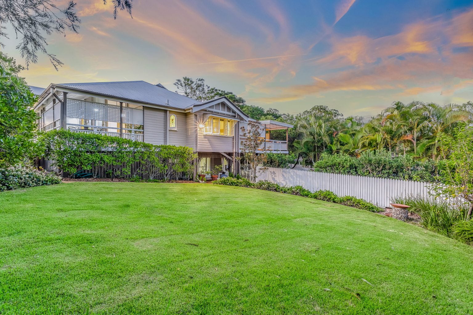 64 Goldieslie Road, INDOOROOPILLY, QLD 4068 AUS