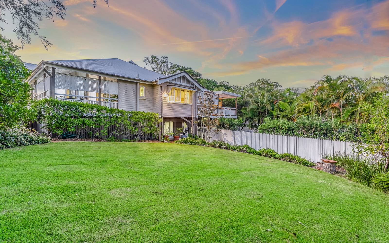 64 Goldieslie Road, INDOOROOPILLY, QLD 4068 AUS