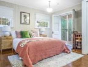 64 Goldieslie Road, INDOOROOPILLY, QLD 4068 AUS