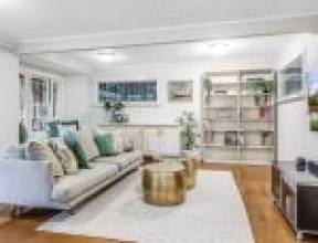 64 Goldieslie Road, INDOOROOPILLY, QLD 4068 AUS