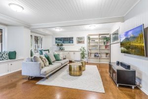 64 Goldieslie Road, INDOOROOPILLY, QLD 4068 AUS