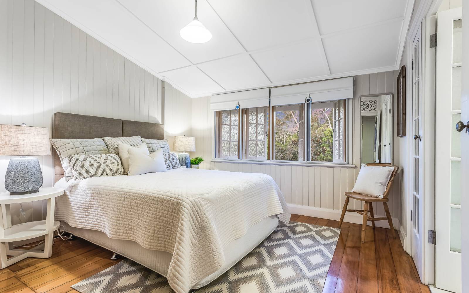 64 Goldieslie Road, INDOOROOPILLY, QLD 4068 AUS