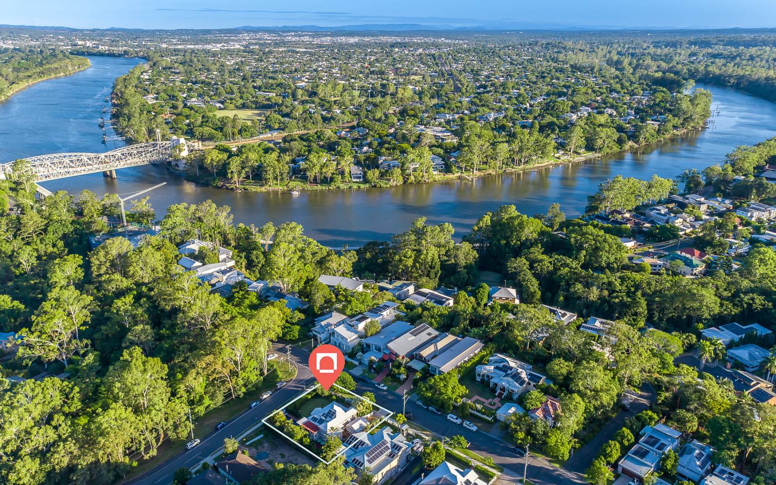 64 Goldieslie Road, INDOOROOPILLY, QLD 4068 AUS