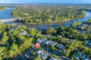 64 Goldieslie Road, INDOOROOPILLY, QLD 4068 AUS