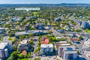 17/16 Grosvenor Road, INDOOROOPILLY, QLD 4068 AUS