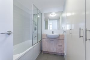 17/16 Grosvenor Road, INDOOROOPILLY, QLD 4068 AUS