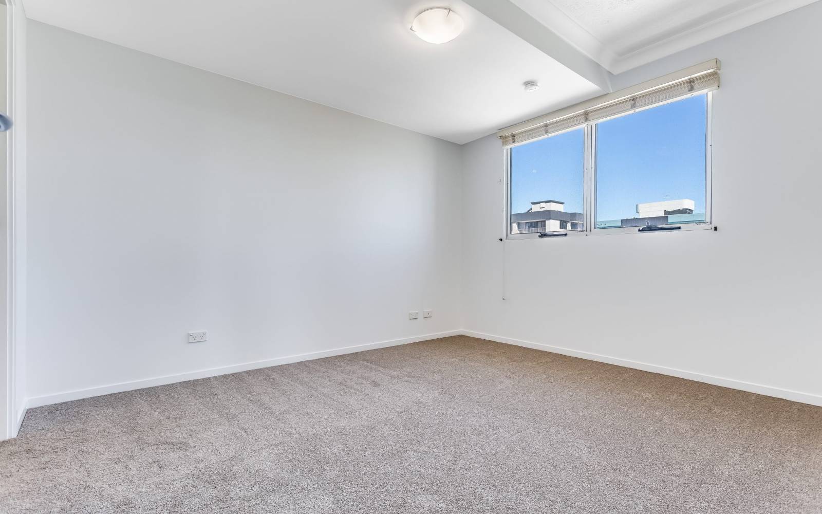 17/16 Grosvenor Road, INDOOROOPILLY, QLD 4068 AUS