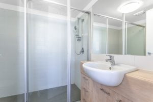 17/16 Grosvenor Road, INDOOROOPILLY, QLD 4068 AUS