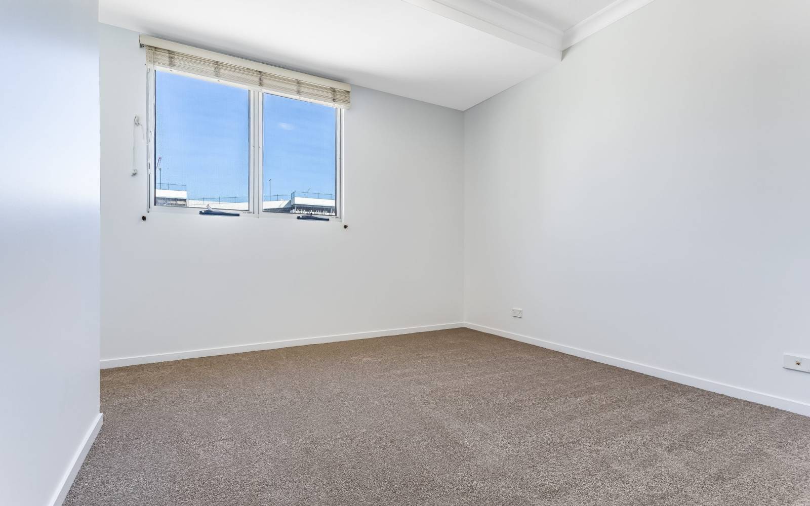 17/16 Grosvenor Road, INDOOROOPILLY, QLD 4068 AUS