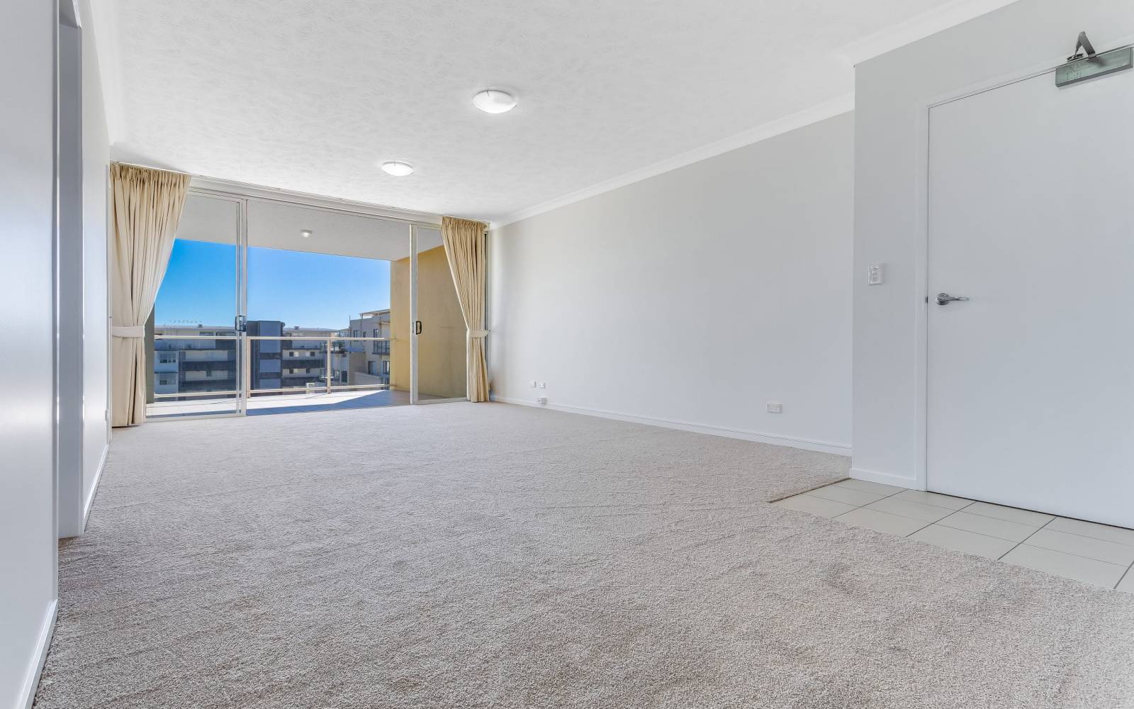 17/16 Grosvenor Road, INDOOROOPILLY, QLD 4068 AUS