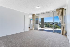 17/16 Grosvenor Road, INDOOROOPILLY, QLD 4068 AUS